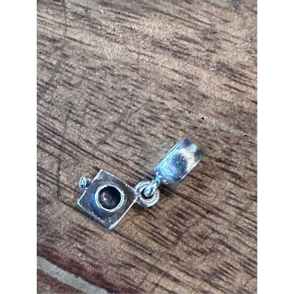 Authentic retired Pandora Graduation Cap charm - Picture 3 of 5